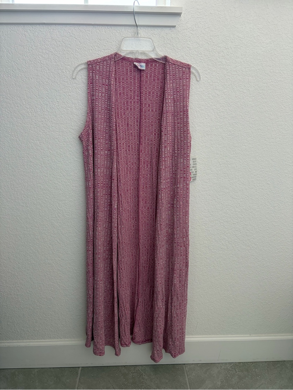 LuLaRoe Joy Sleeveless Open-Front cardigan layer in Mauve pink